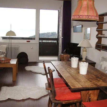 With 3 Bedrooms * Zirkitz